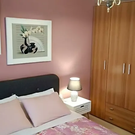 Apartment Iris Deluxe 2