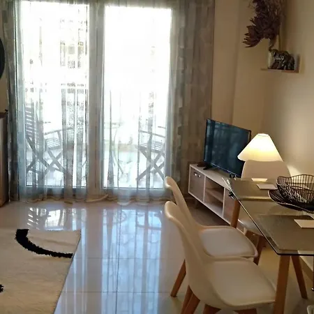 Iris Deluxe 2 Apartment