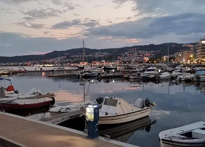 Iris Deluxe 2 Lägenhet Kavala